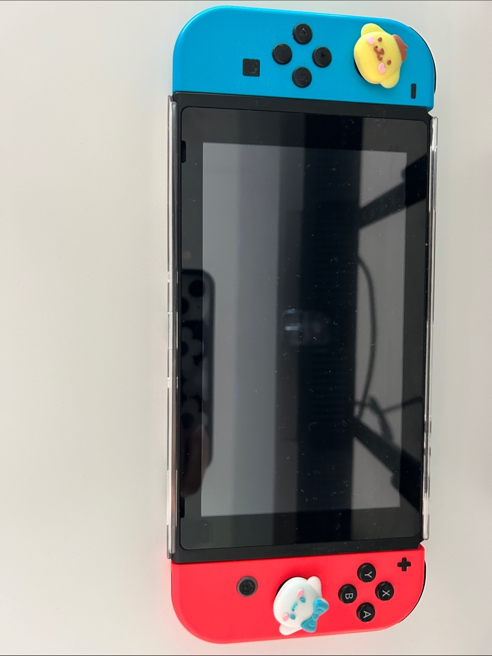 Nintendo Switch - Picture 3 of 5